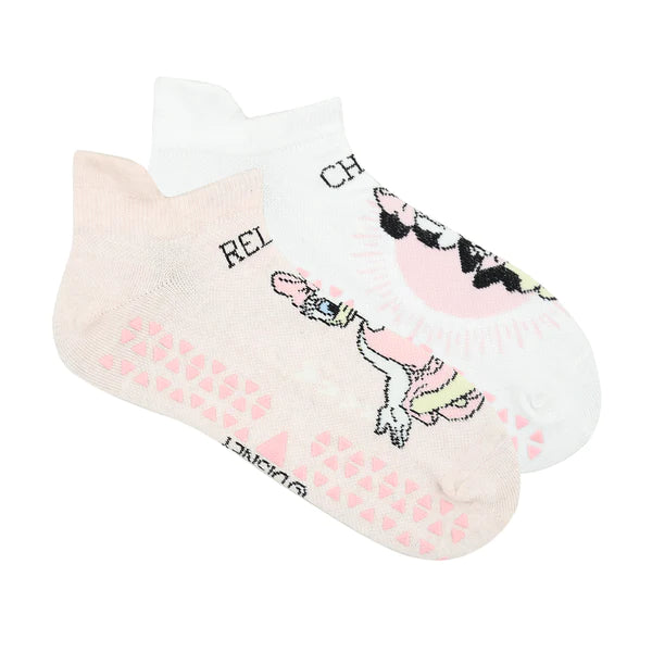 Balenzia x disney character anti bacterial yoga socks for women with anti skid - daisy & minnie (pack of 2 pairs/1u)white pink