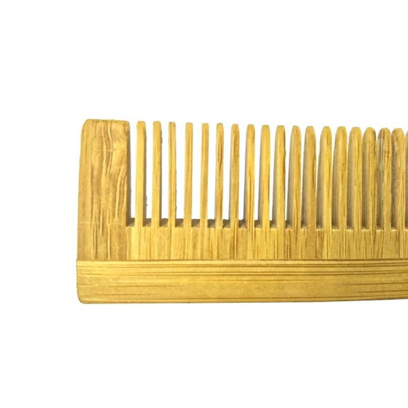 Bamboo haircomb