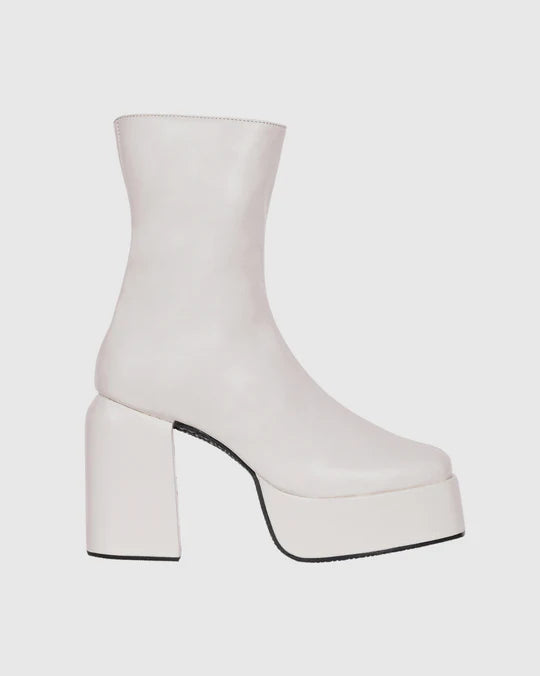 Y2k Chunky White Boots