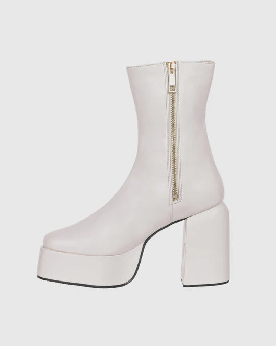 Y2k Chunky White Boots